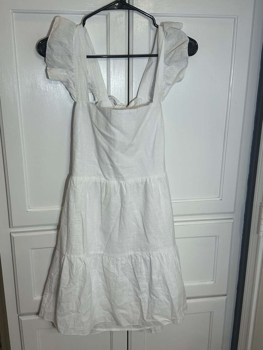 SNDYS Peaches White Ruffle Strap Tiered Open Back Mini Dress - Picture 1 of 7